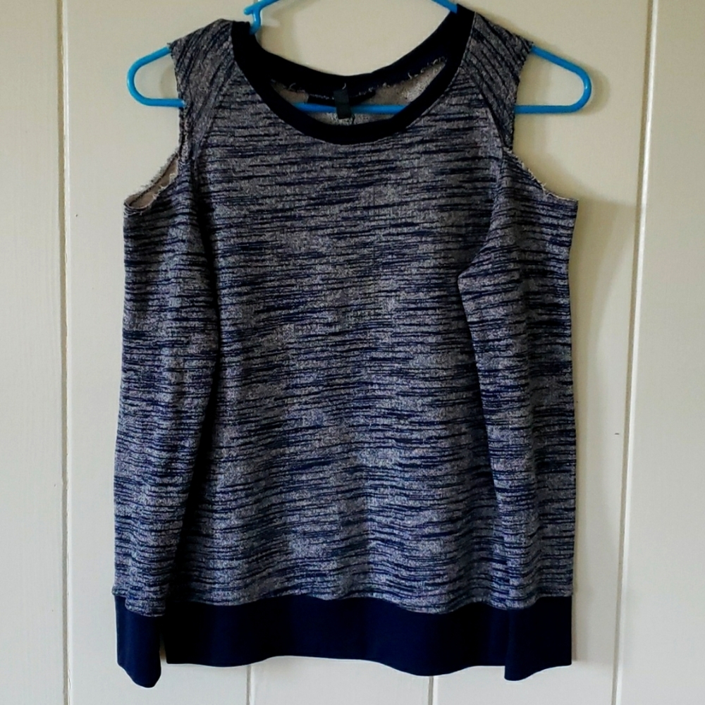 Almost Famous Womens Jrs. Blue Long Sleeve Raw Cut Out Shoulder M